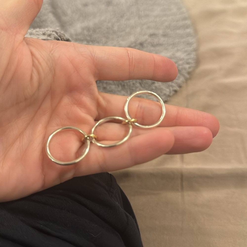 Two-Tone Interlocking Band Ring - Gold & Silver - Picture 6 of 6